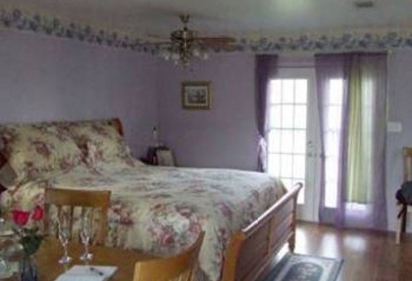 مبيت وإفطار Susan's Cottages