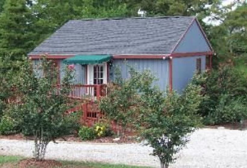 مبيت وإفطار Susan's Cottages