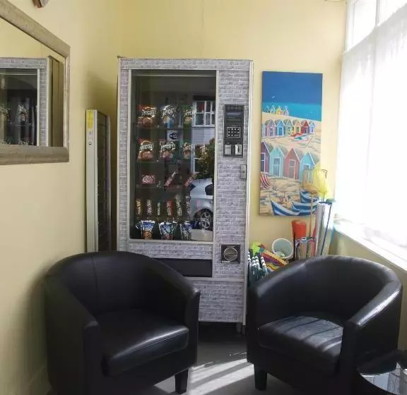 تختخواب و صبحانه The Bronte