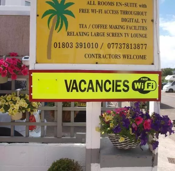 تختخواب و صبحانه The Bronte