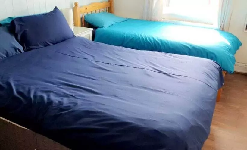 تختخواب و صبحانه The Osprey