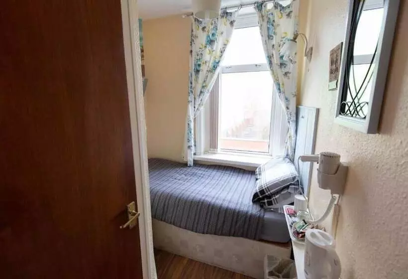 تختخواب و صبحانه The Osprey