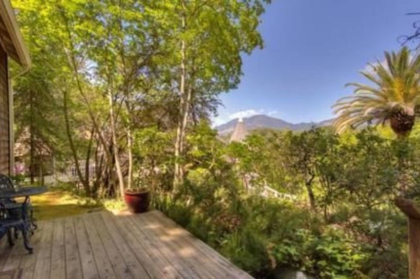 مبيت وإفطار The Pink Mansion