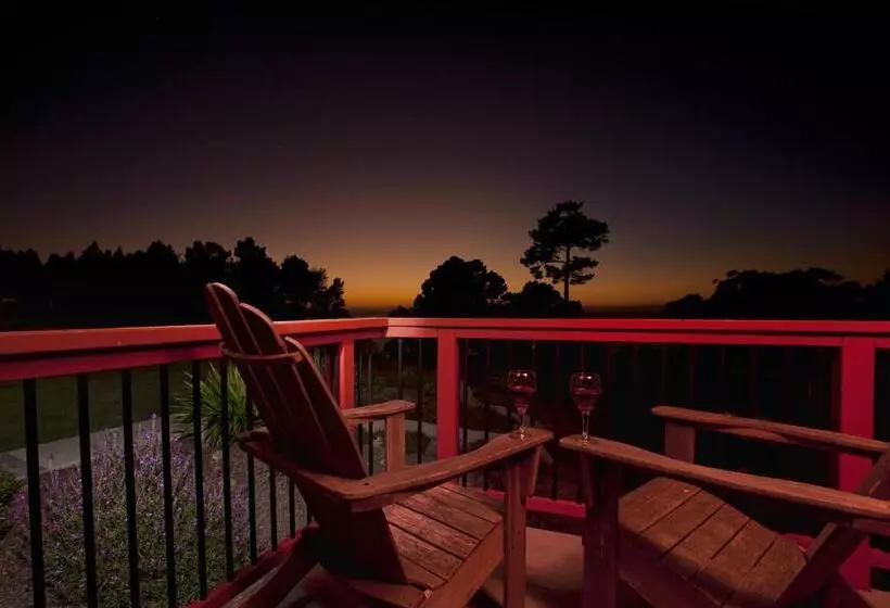 住宿加早餐  Cottages At Little River Cove