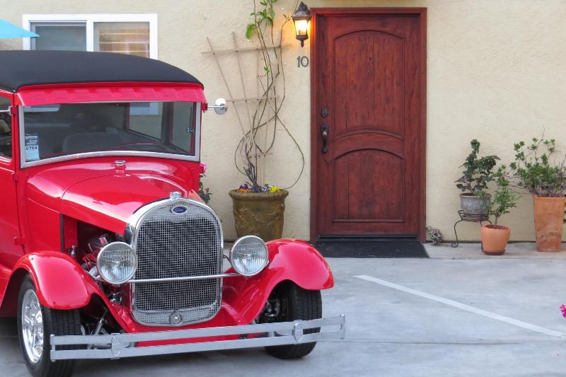 Отель Leucadia Beach Inn