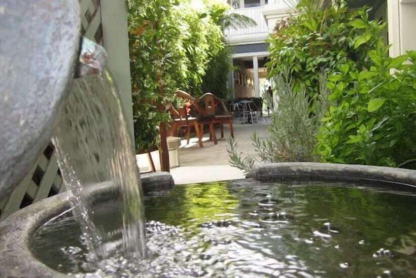 فندق Pacific Blue Inn