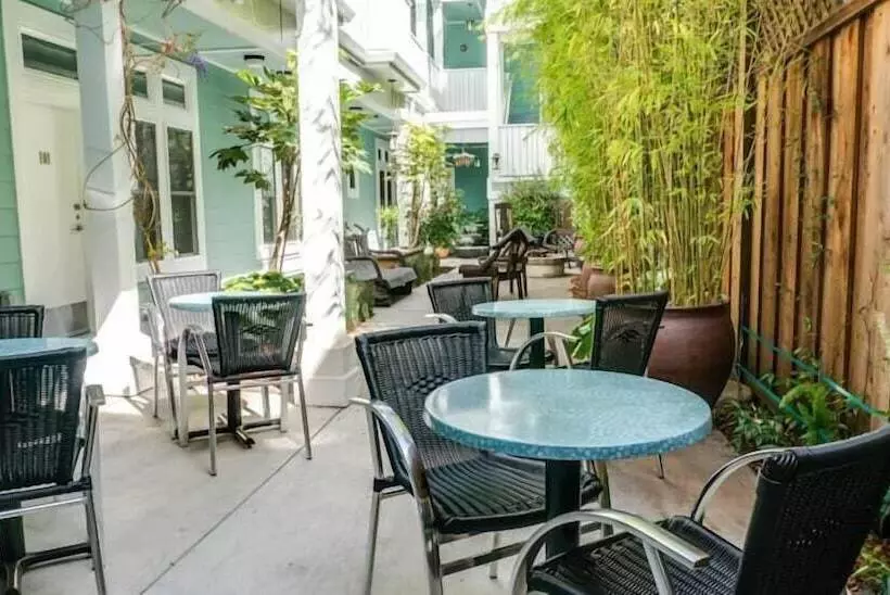 酒店 Pacific Blue Inn