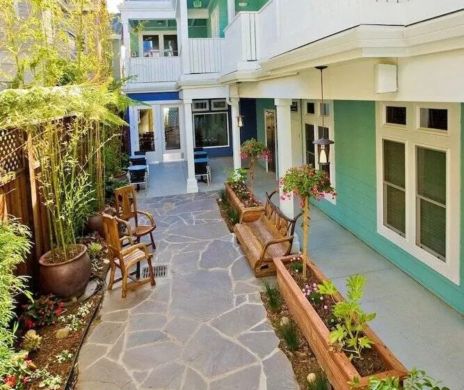 酒店 Pacific Blue Inn