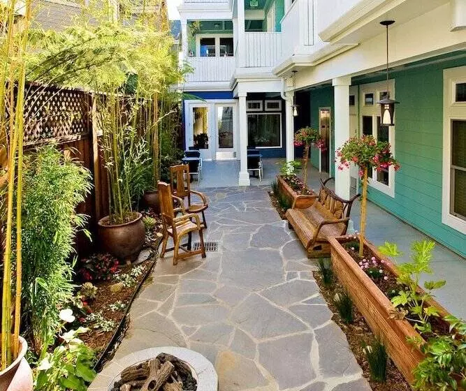 酒店 Pacific Blue Inn