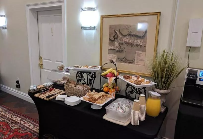 ホテル Pelham Court