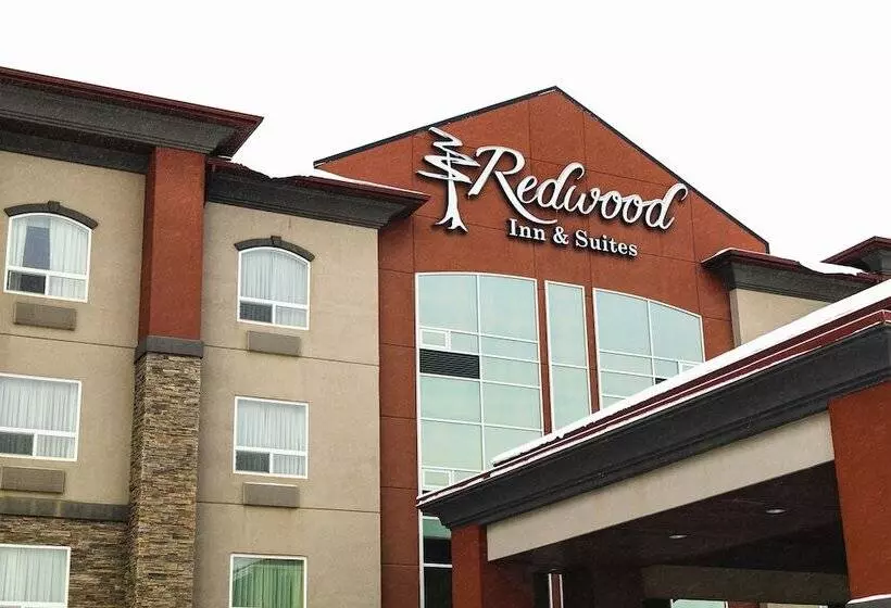 Отель Redwood Inn & Suites