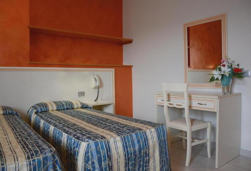 בית מלון כפרי Ristorante La Ripa