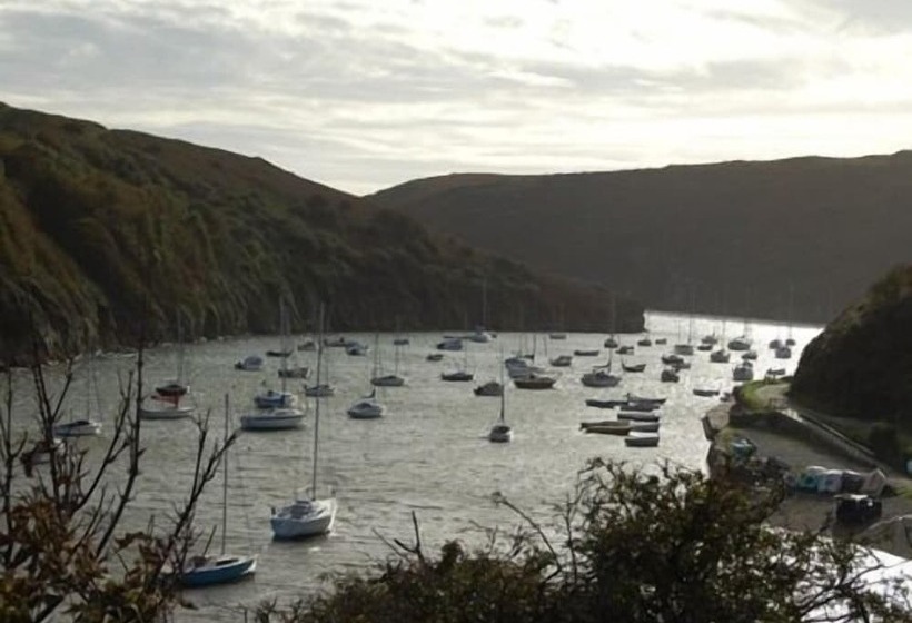 호텔 Salutation Inn