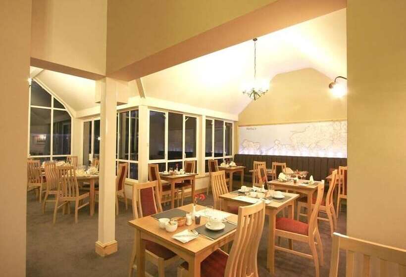 호텔 Salutation Inn