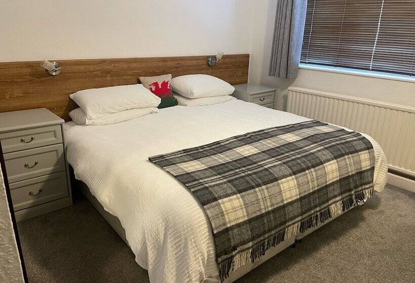 호텔 Salutation Inn