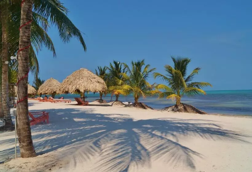 Hotel St. George's Caye Resort