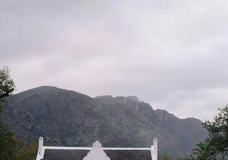 بنسيون La Providence