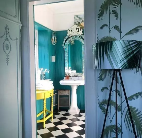 پانسیون Cairn Bay Lodge