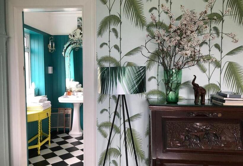 펜션 Cairn Bay Lodge