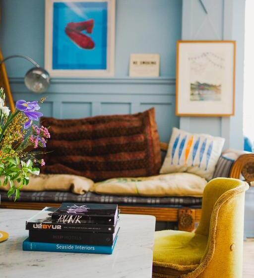 펜션 Cairn Bay Lodge