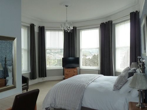 Pensione Cloudlands - Guest House