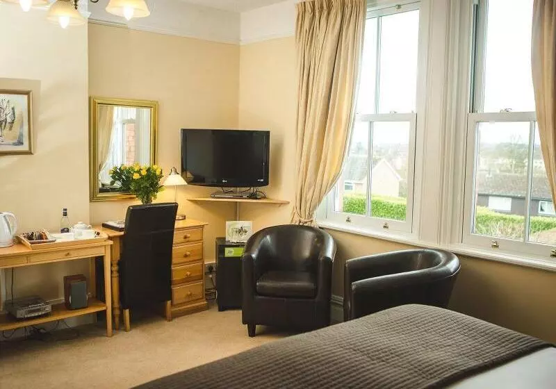 بنسيون Somerville House