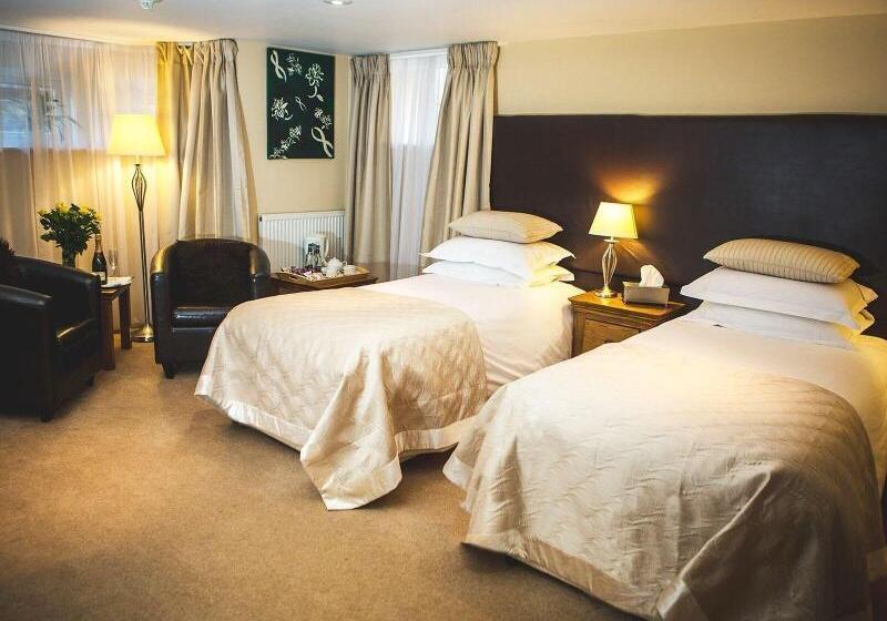 ペンション Somerville House