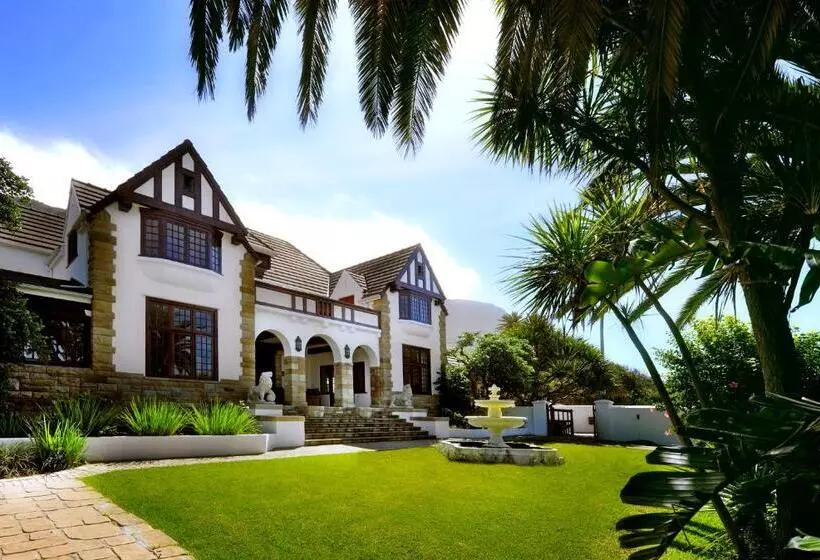 Majatalo St James Guesthouses