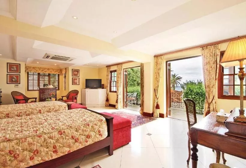 Majatalo St James Guesthouses