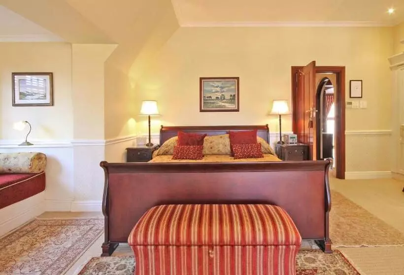 Majatalo St James Guesthouses