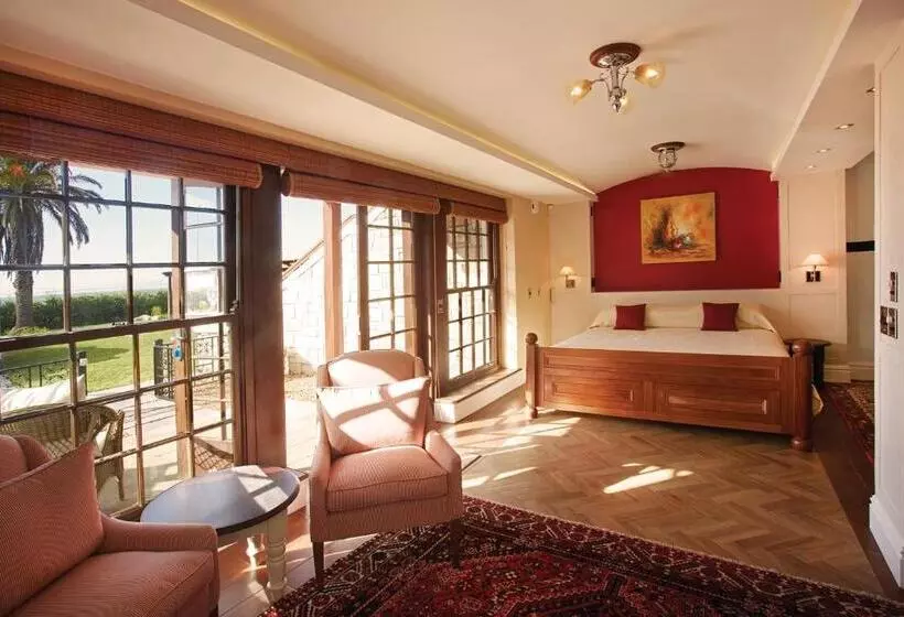 Majatalo St James Guesthouses