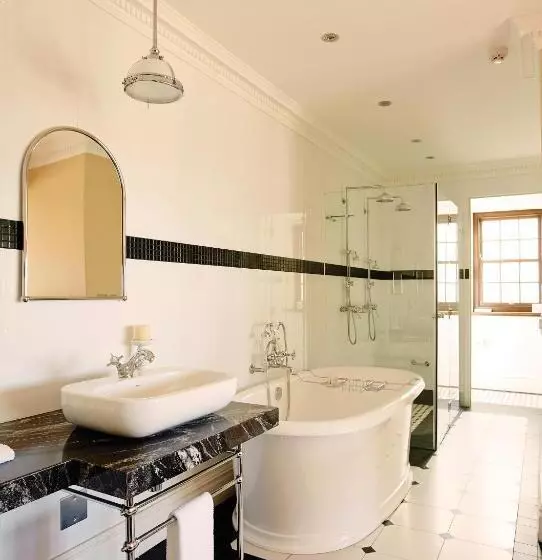 Majatalo St James Guesthouses