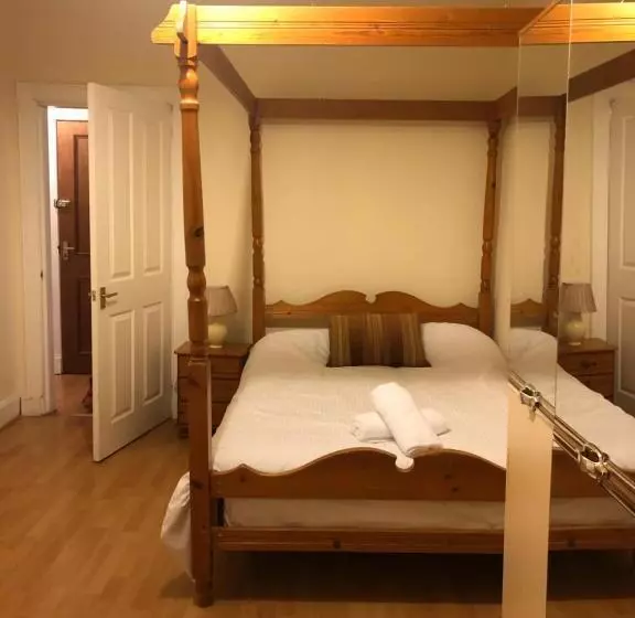 Majatalo The Georgian House