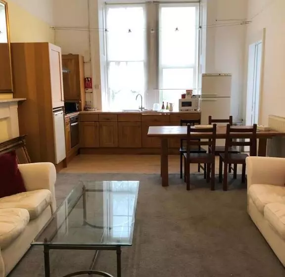 Majatalo The Georgian House