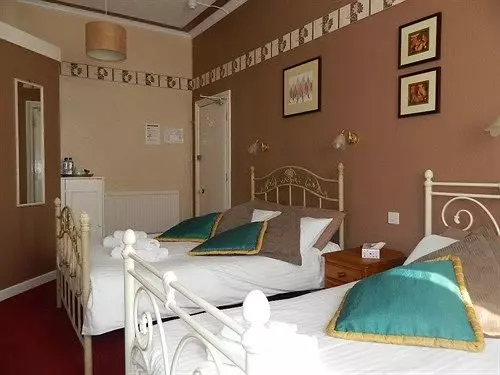 ペンション The Sherwood Guest House