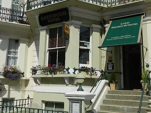 ペンション The Sherwood Guest House