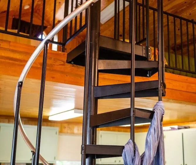 Shalom House Bed And Breakfast