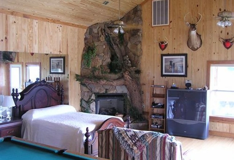 Shalom House Bed And Breakfast