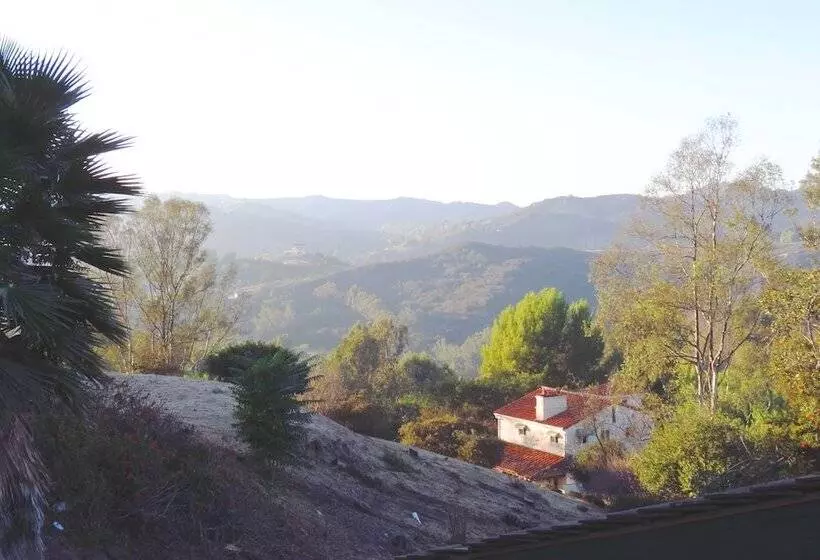 Topanga Canyon Inn Bed And Breakfast