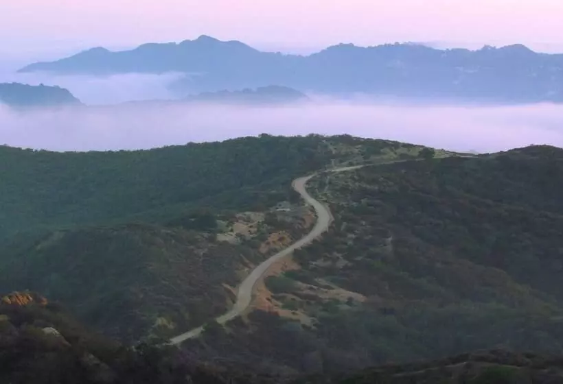 Topanga Canyon Inn Bed And Breakfast