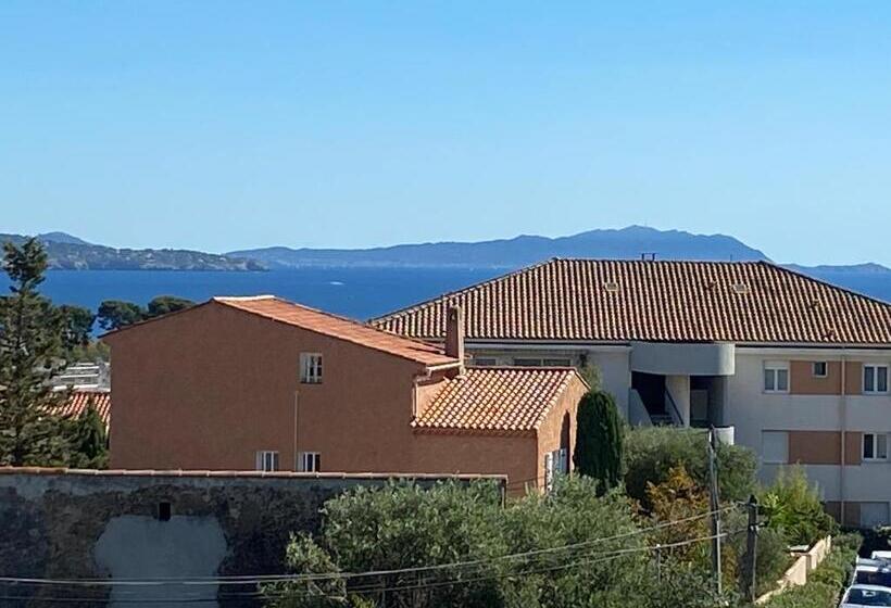 تختخواب و صبحانه Charmante Chambre Avec Vue Mer