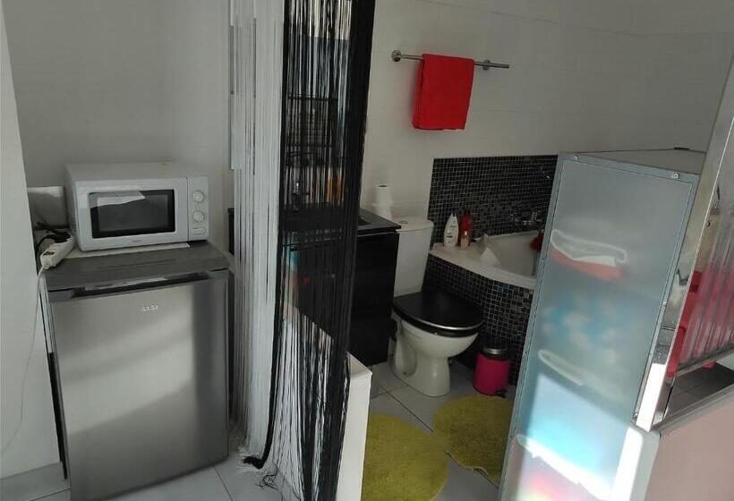 تختخواب و صبحانه Charmante Chambre Avec Vue Mer