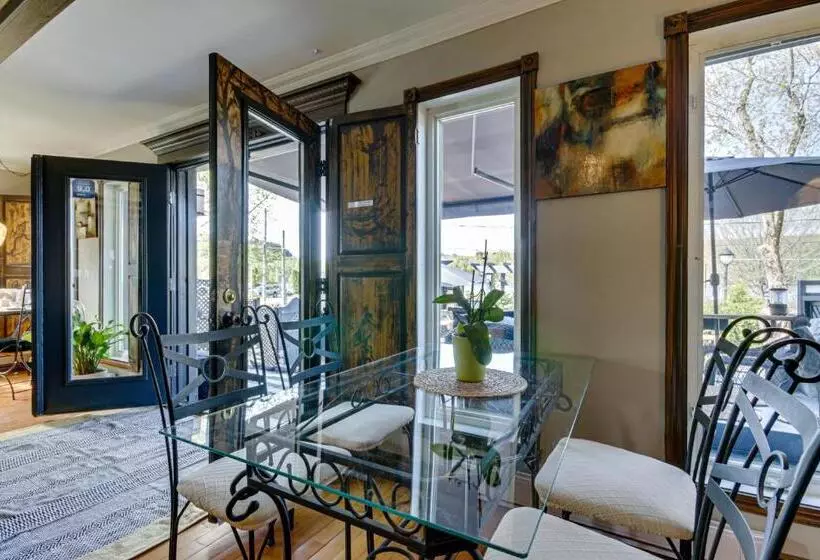 Aamiaismajoitus (B&B) Gite Le Petit Manoir Vue Sur Rivière St Maurice