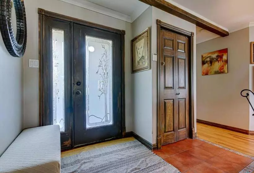 Aamiaismajoitus (B&B) Gite Le Petit Manoir Vue Sur Rivière St Maurice