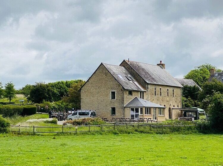 مبيت وإفطار La Fiere Bridge Guest House