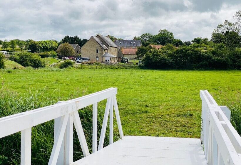 مبيت وإفطار La Fiere Bridge Guest House