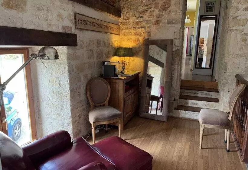 Aamiaismajoitus (B&B) La Fiere Bridge Guest House