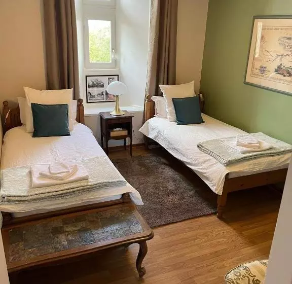 Aamiaismajoitus (B&B) La Fiere Bridge Guest House