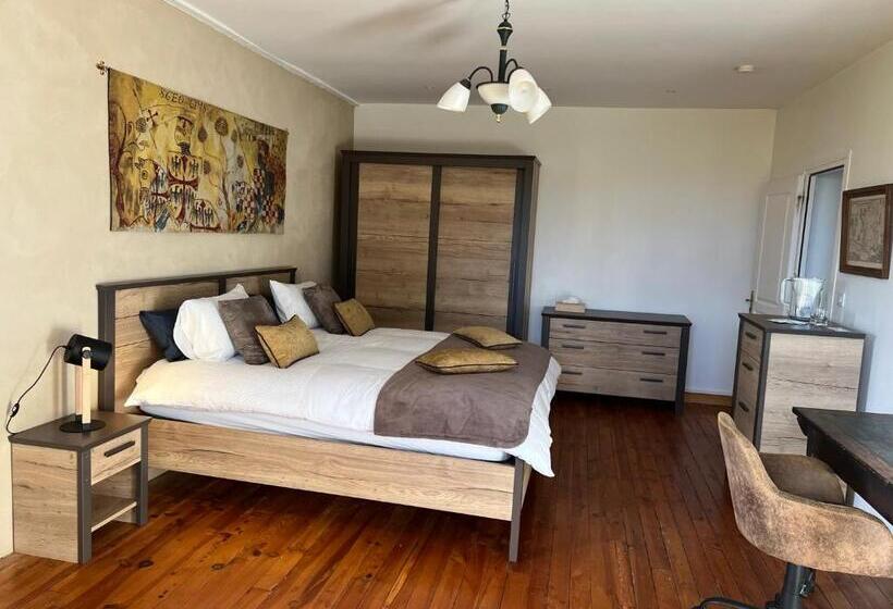 مبيت وإفطار La Fiere Bridge Guest House