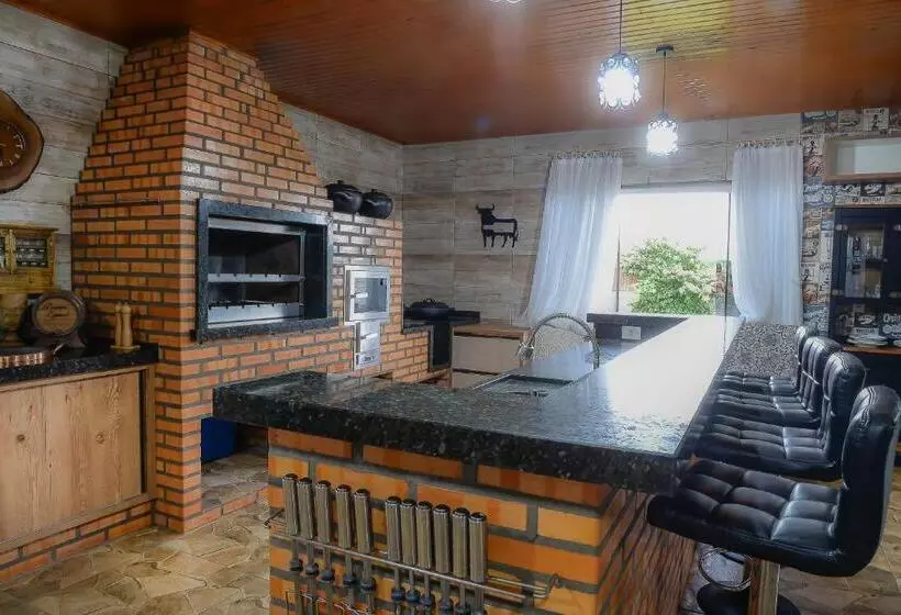 تختخواب و صبحانه Casa De Campo   15 Minutos Das Cataratas E Aeroporto   Piscina Com água Salgada E Muito Espaço Ao Ar